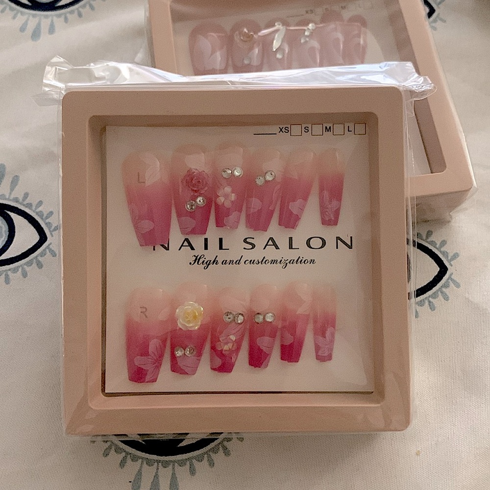 Gorgeous Customization design press on nails set